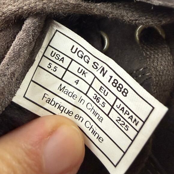 UGG Evera Brown Suede Low Top Lace Up Sneakers - Size 5.5 - Picture 11 of 12